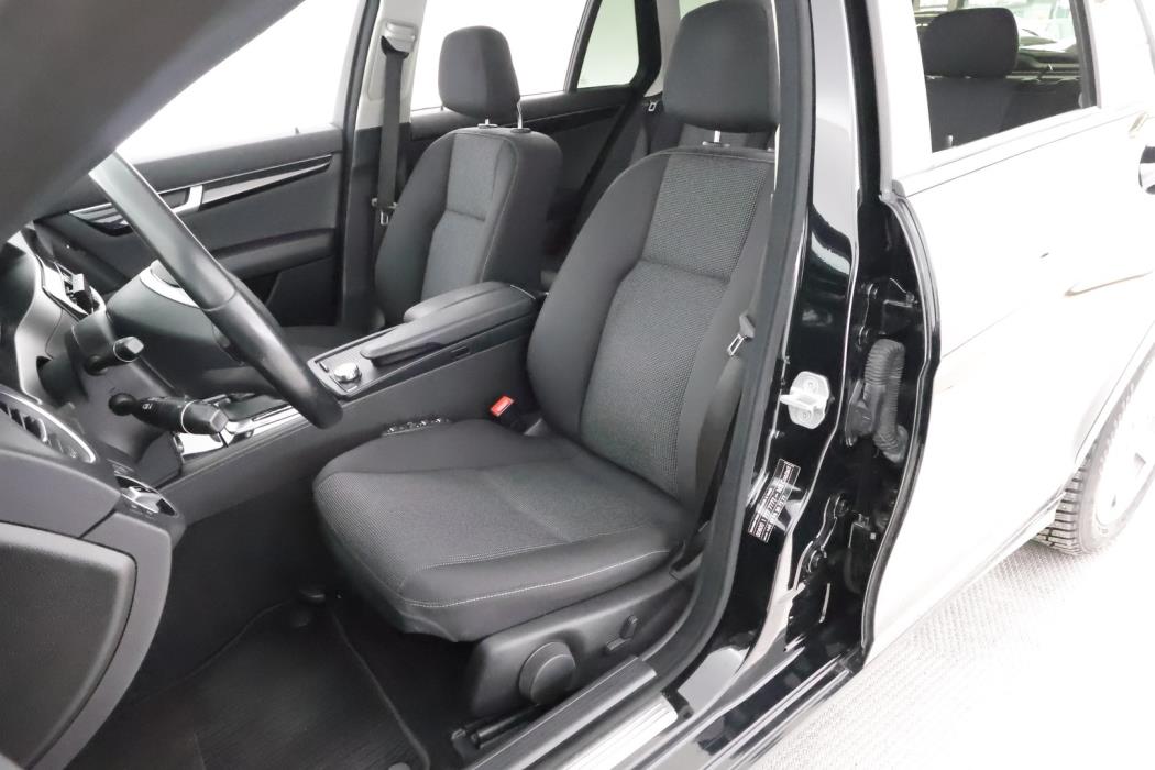 MERCEDES-BENZ C 2012