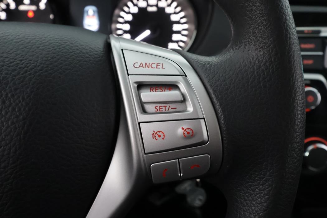 NISSAN Qashqai 2015