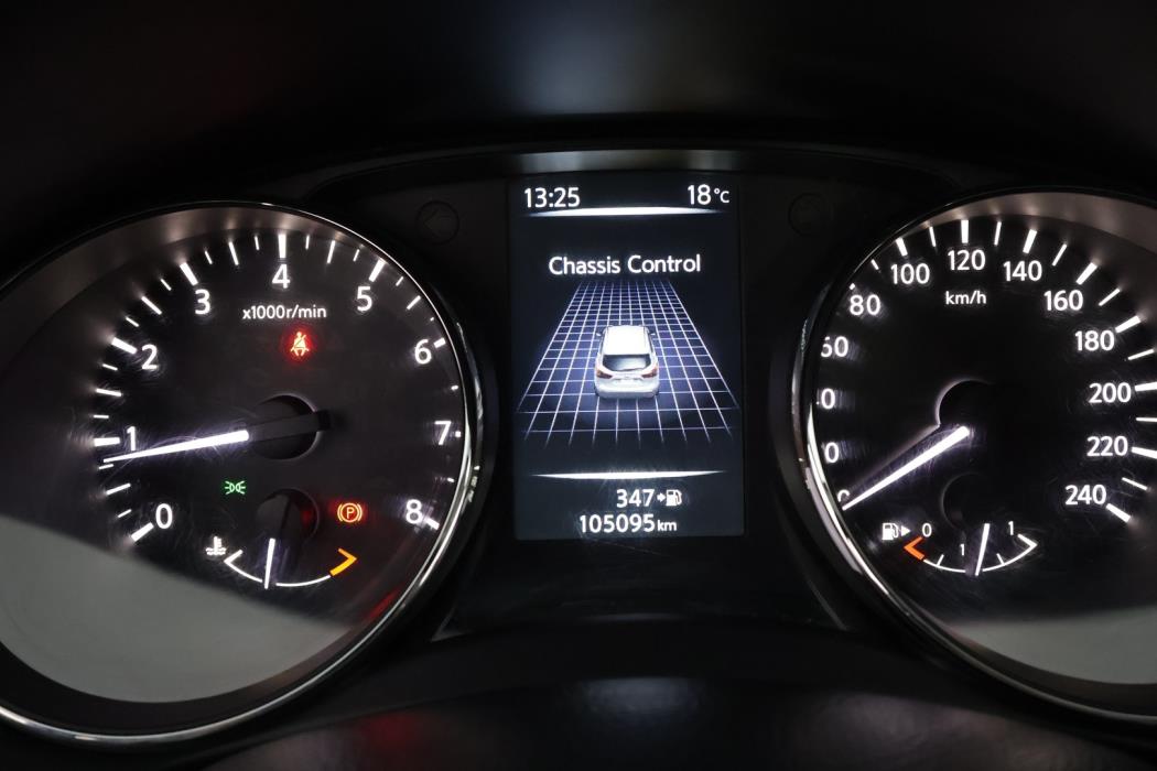NISSAN Qashqai 2015