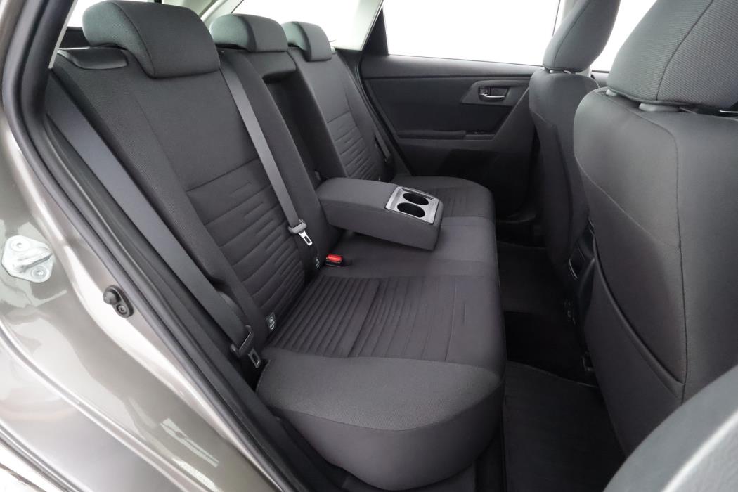TOYOTA Auris 2017