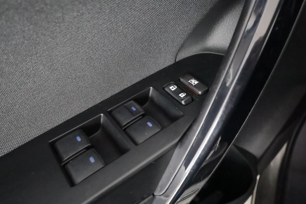 TOYOTA Auris 2017