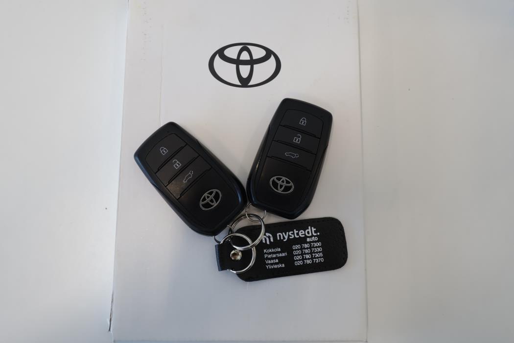 TOYOTA Corolla 2023