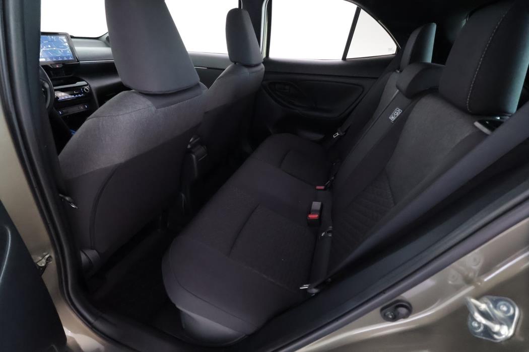 TOYOTA Yaris Cross 2024