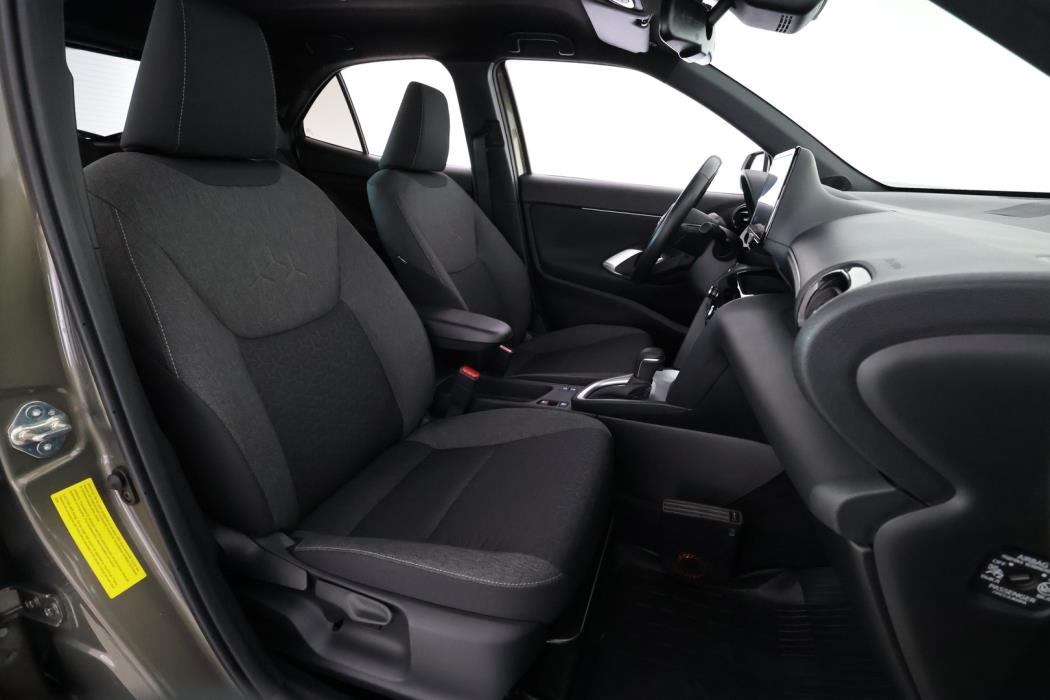 TOYOTA Yaris Cross 2024