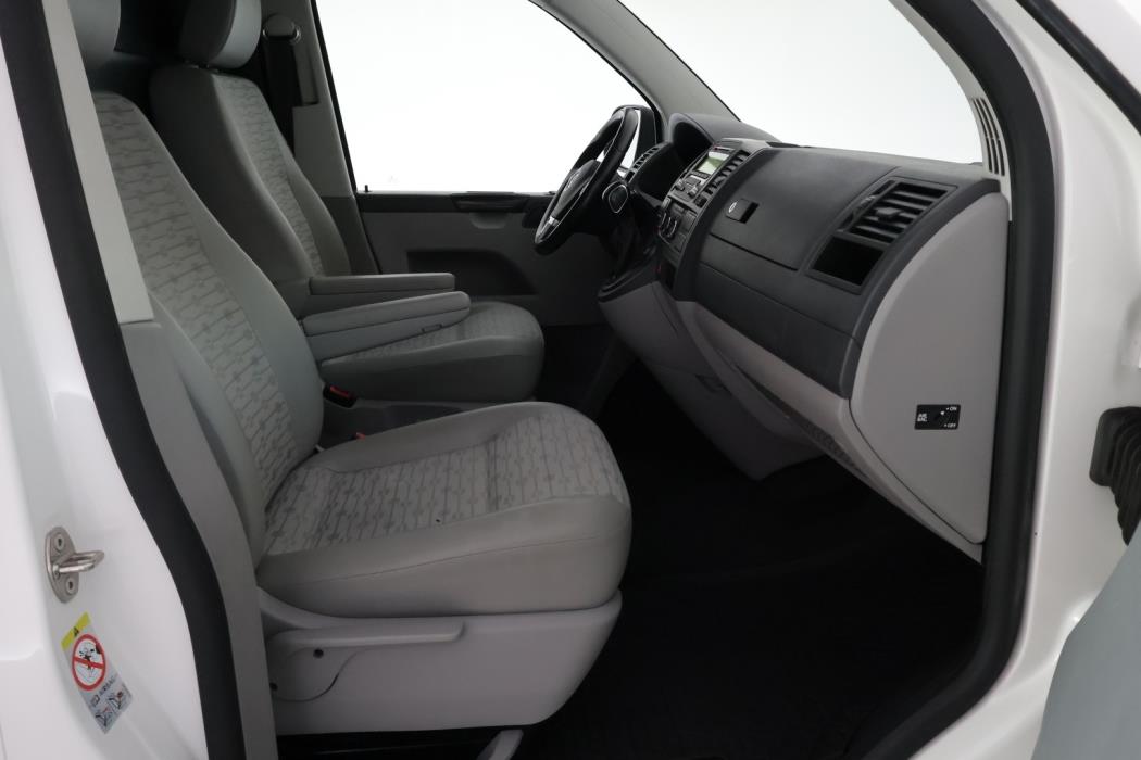 VOLKSWAGEN Transporter 2013