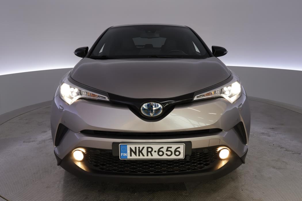 TOYOTA C-HR 2017