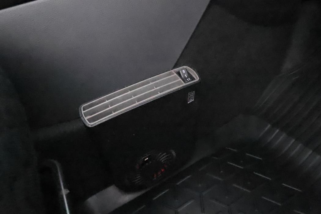 TOYOTA Yaris Cross 2024