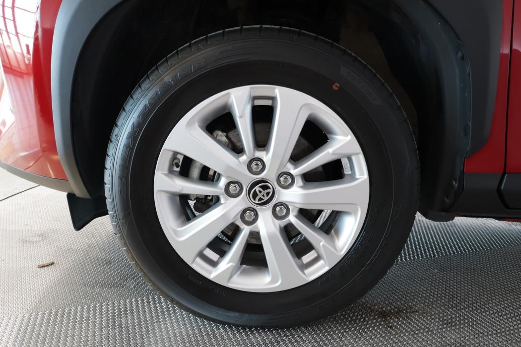TOYOTA Yaris Cross 2024