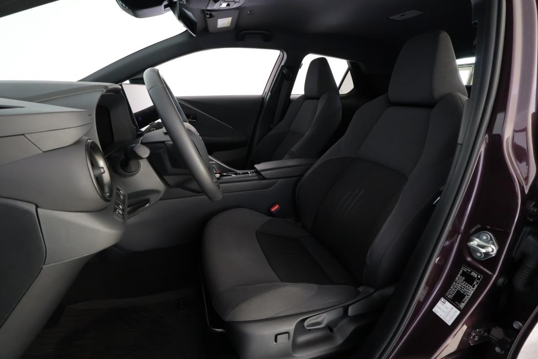 TOYOTA C-HR 2024