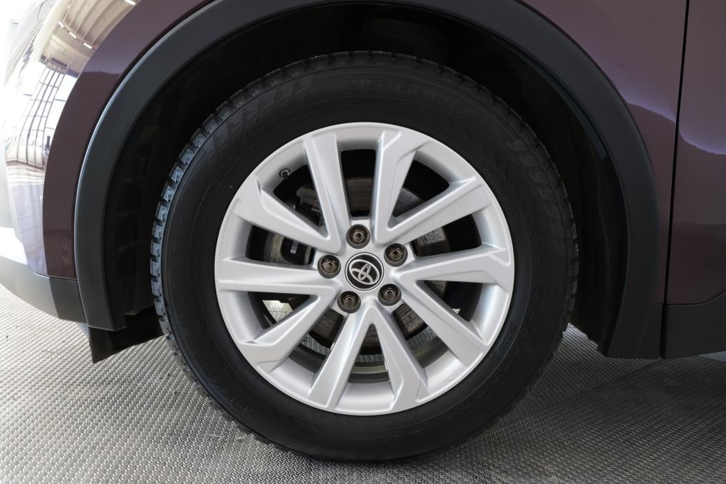 TOYOTA C-HR 2024