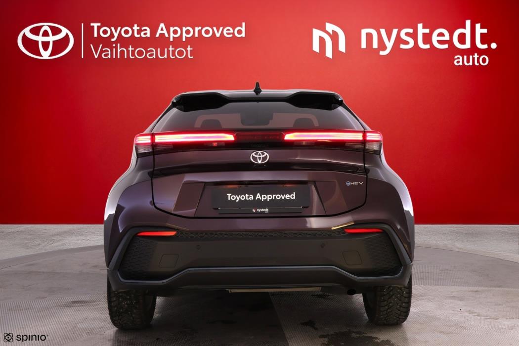 TOYOTA C-HR 2024