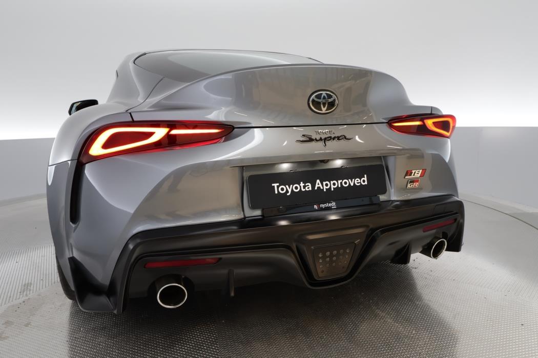 TOYOTA GR SUPRA 2021