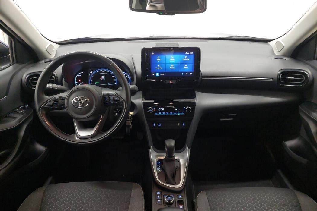 TOYOTA YARIS CROSS 2024