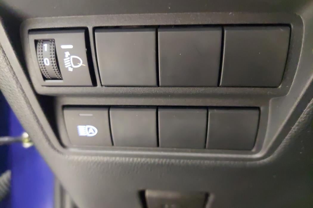 TOYOTA YARIS CROSS 2024