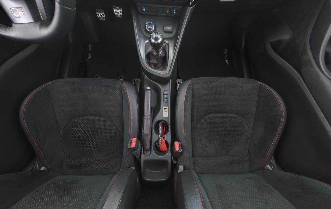 TOYOTA GR YARIS 2022