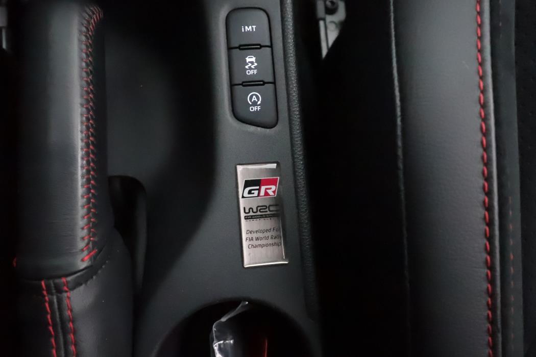 TOYOTA GR YARIS 2022