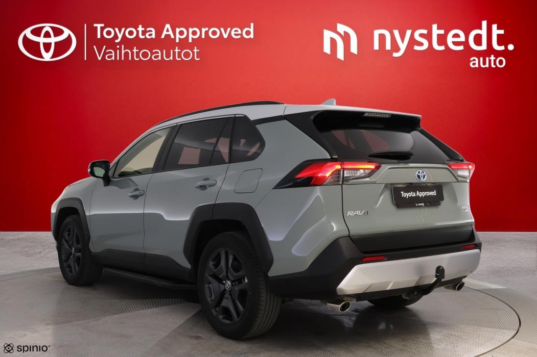 TOYOTA RAV4 2023