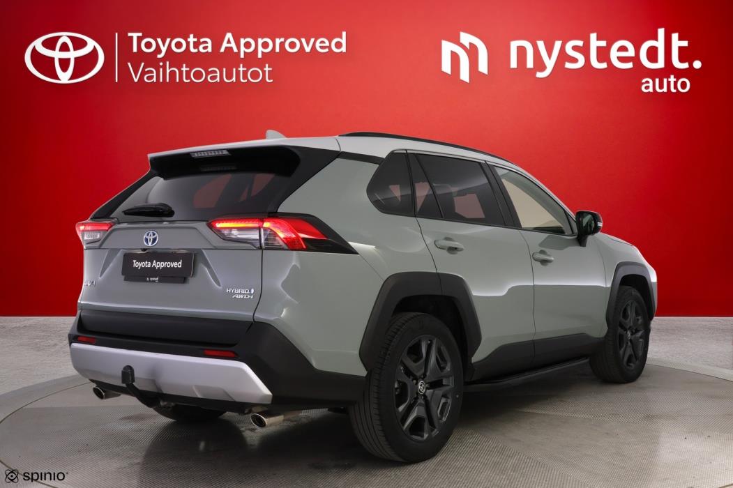 TOYOTA RAV4 2023