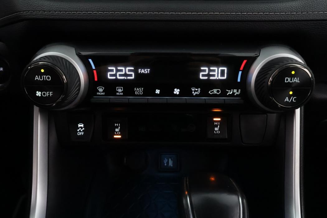 TOYOTA RAV4 2023