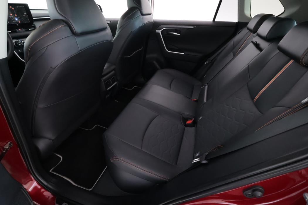 TOYOTA RAV4 2024