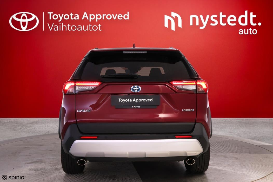 TOYOTA RAV4 2024