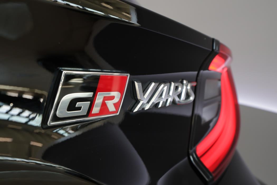 TOYOTA GR YARIS 2022