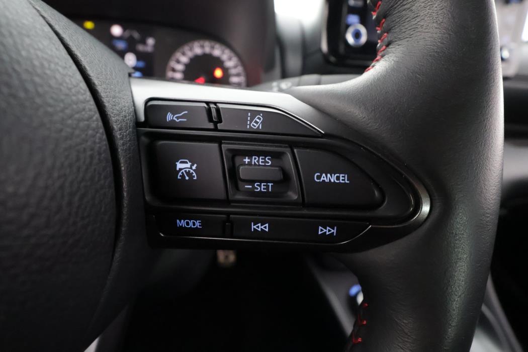 TOYOTA GR YARIS 2022