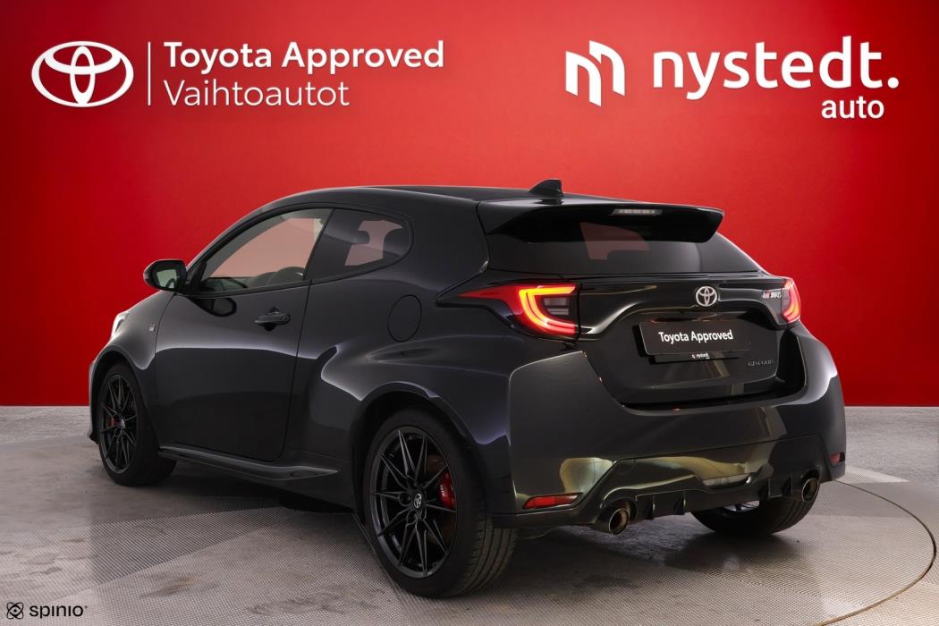 TOYOTA GR YARIS 2022