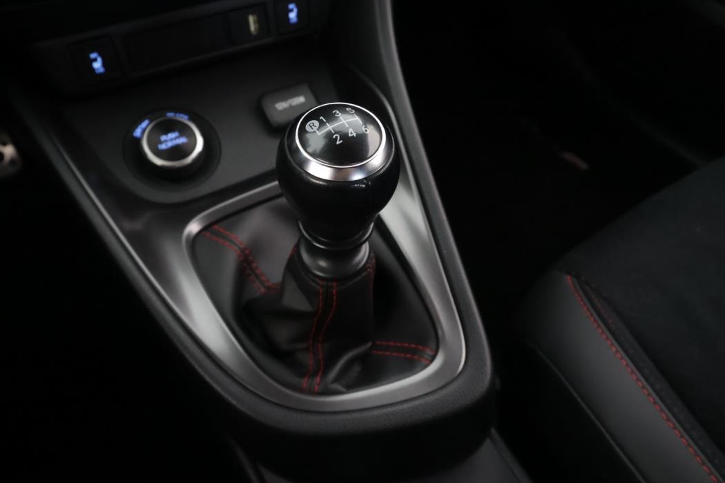 TOYOTA GR YARIS 2022
