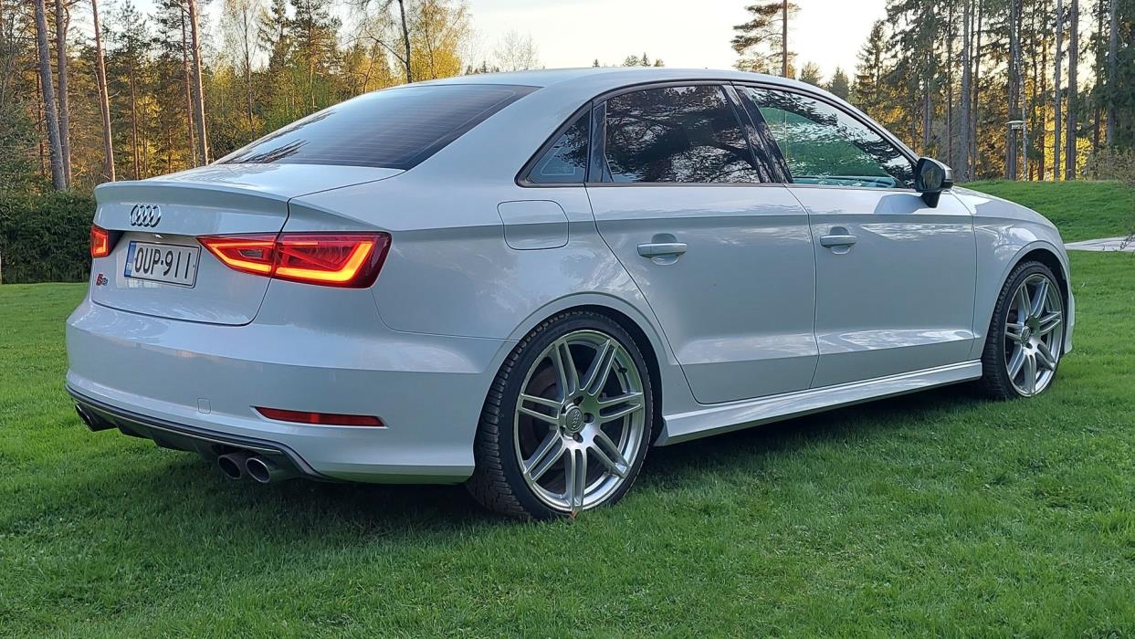 AUDI S3 2014