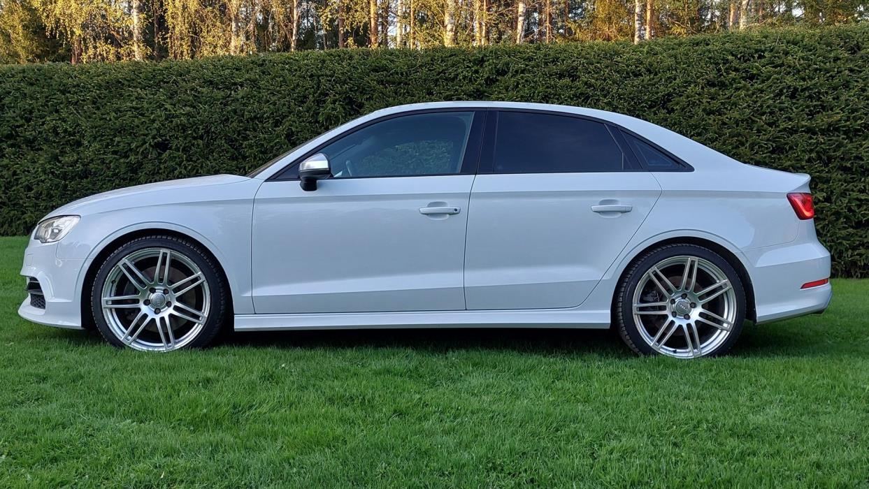 AUDI S3 2014