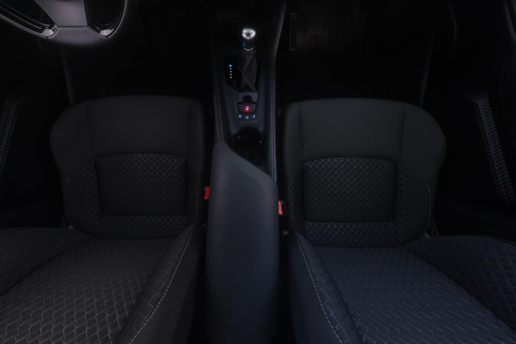 TOYOTA C-HR 2023
