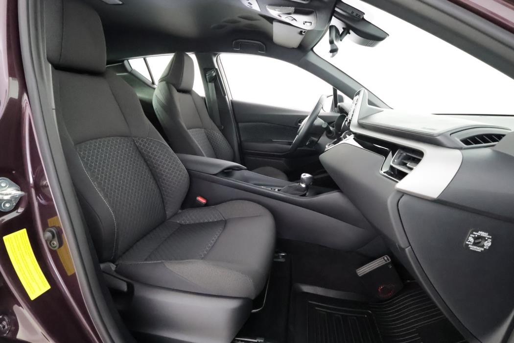 TOYOTA C-HR 2023