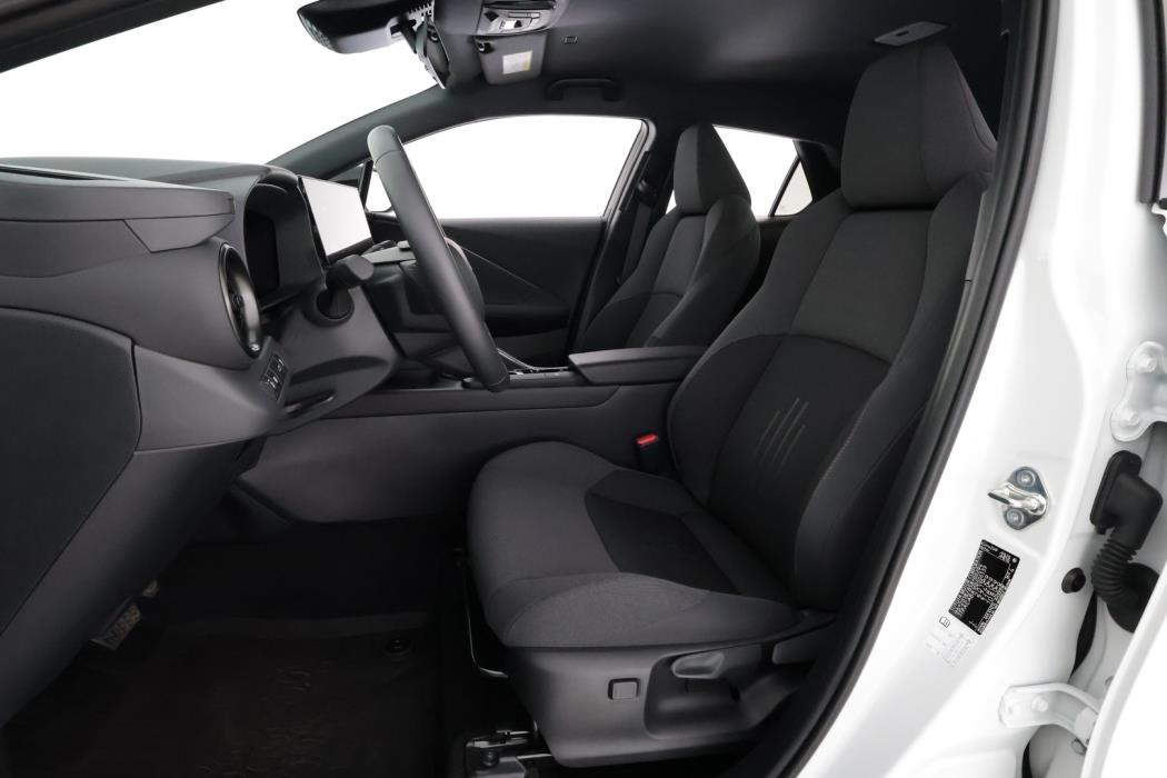 TOYOTA C-HR 2024