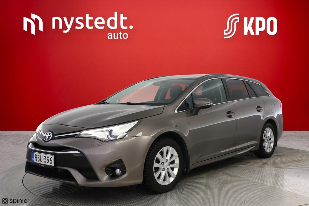 TOYOTA Avensis 2017