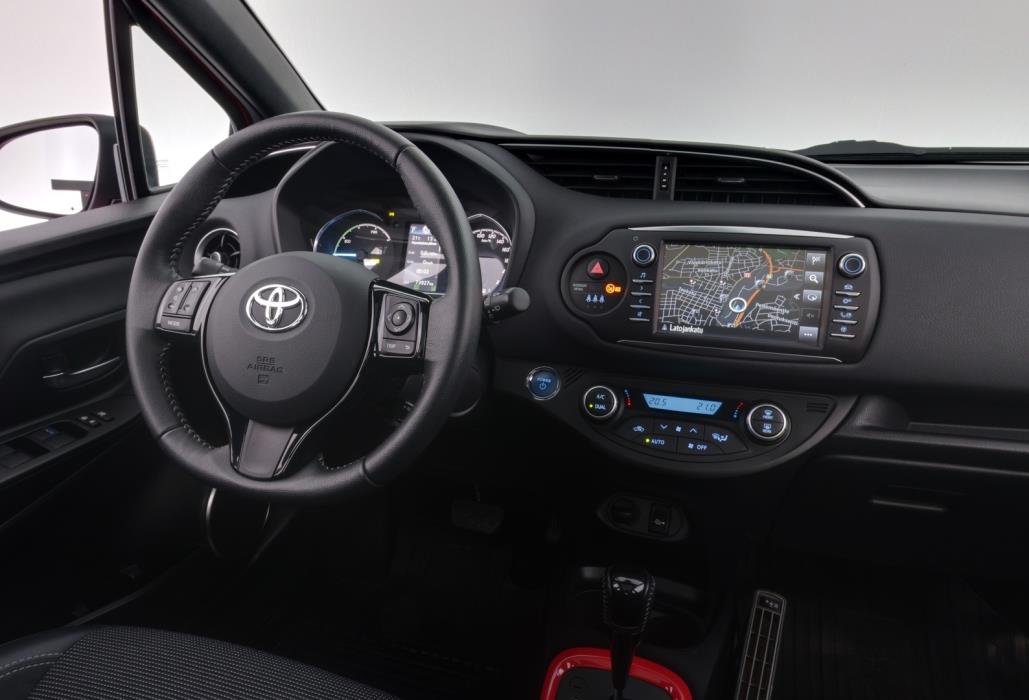 TOYOTA Yaris 2019