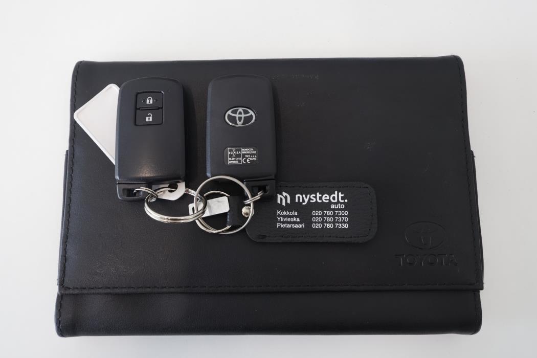 TOYOTA Yaris 2019