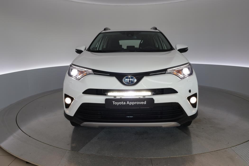 TOYOTA RAV4 2018