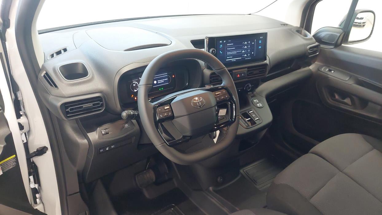 TOYOTA Proace CITY 2025