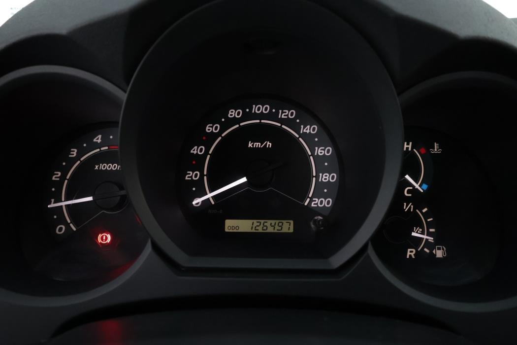 TOYOTA Hilux 2010