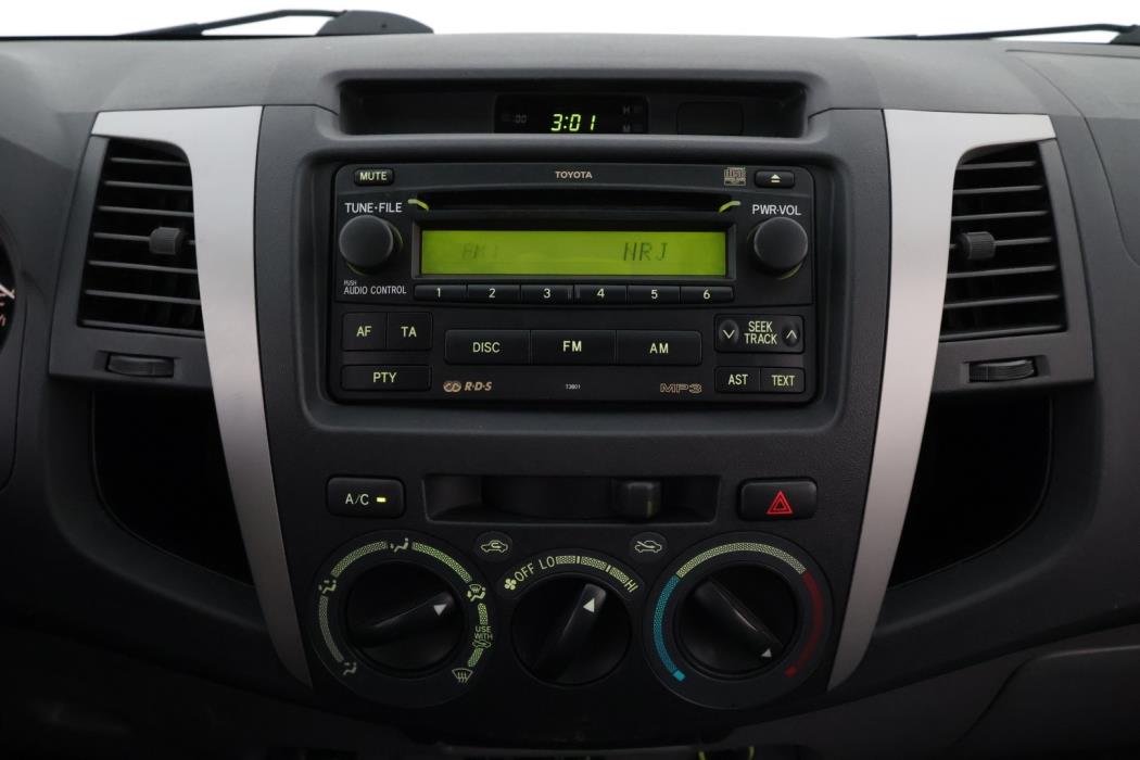 TOYOTA Hilux 2010
