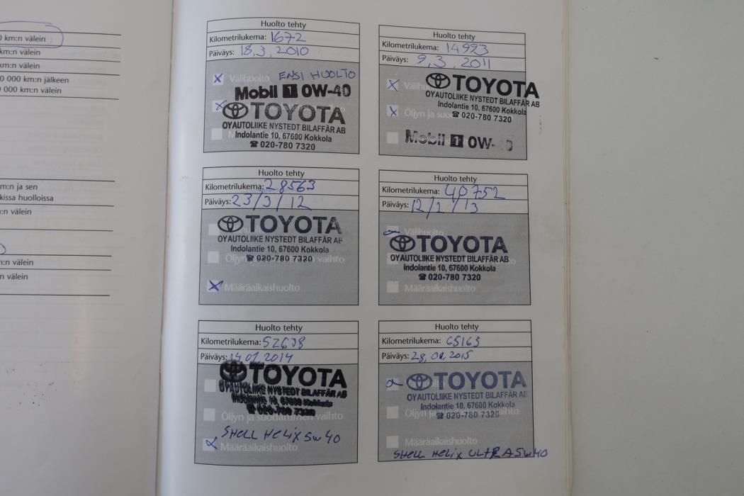TOYOTA Hilux 2010