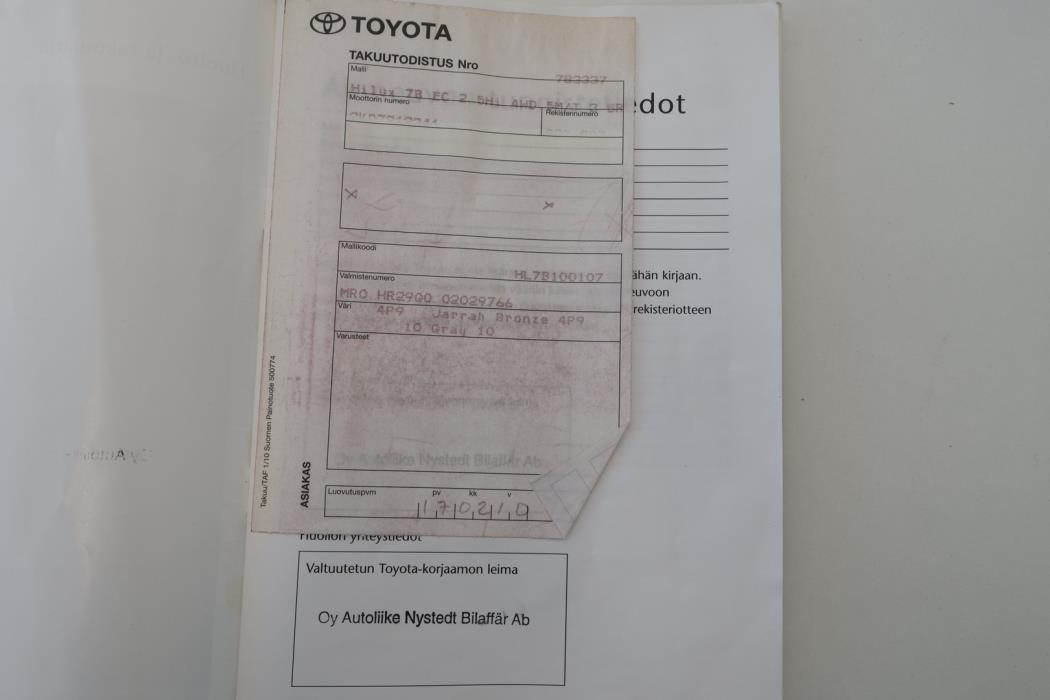 TOYOTA Hilux 2010