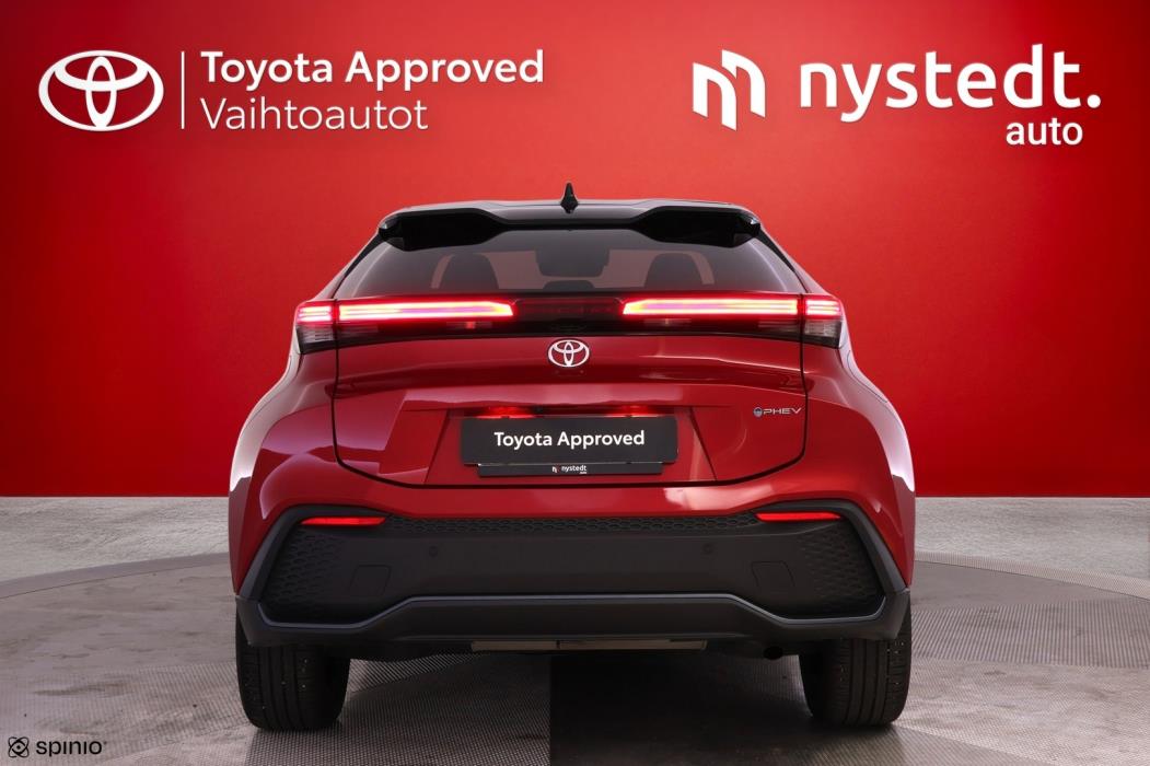 TOYOTA C-HR 2024
