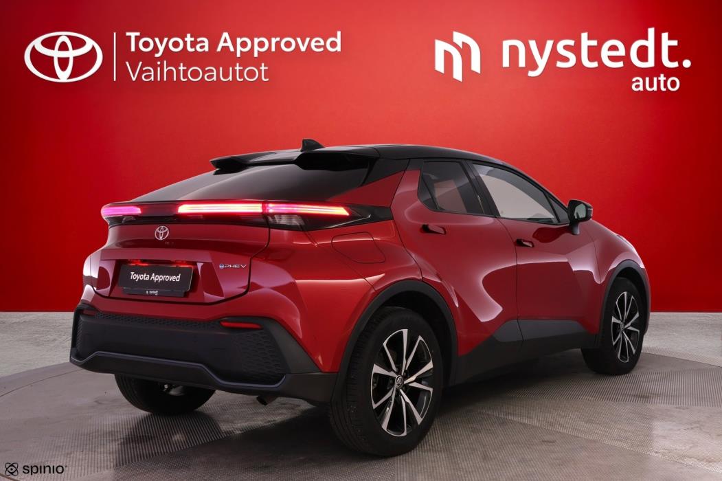 TOYOTA C-HR 2024