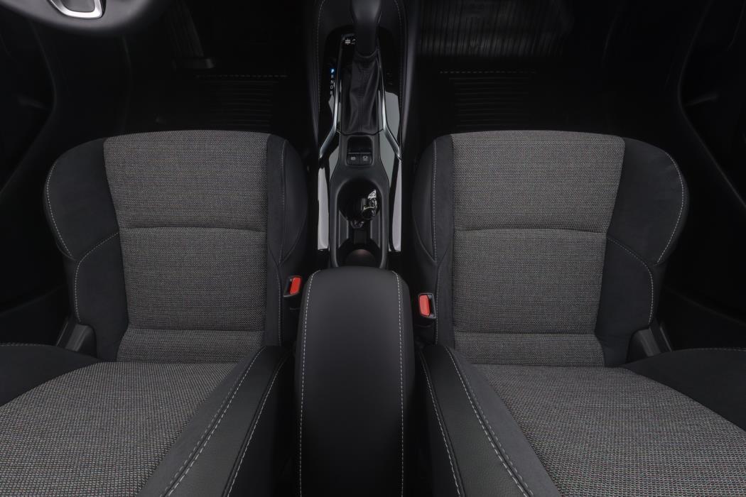 TOYOTA Corolla 2026