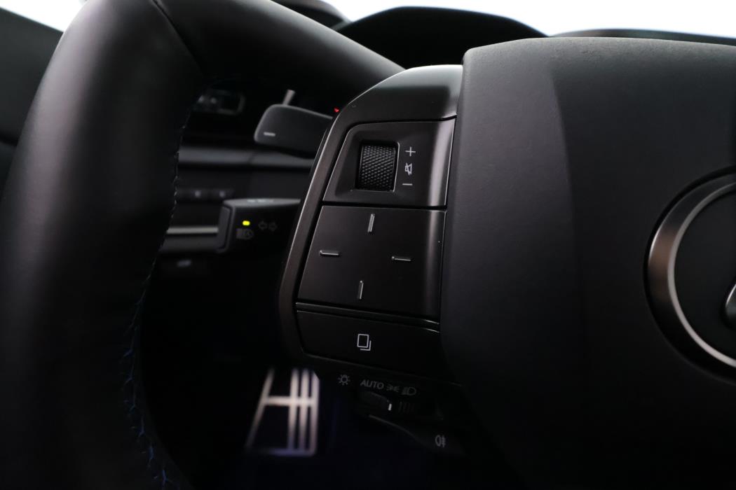 LEXUS RZ 2026