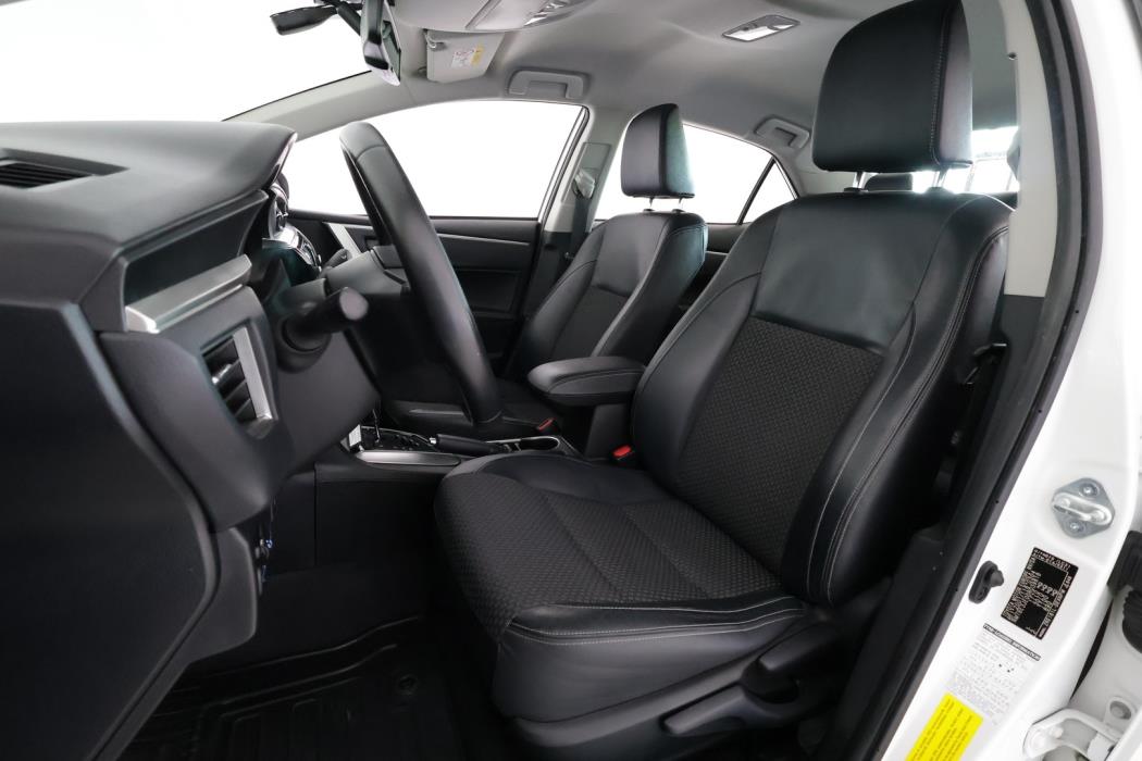TOYOTA Corolla 2014