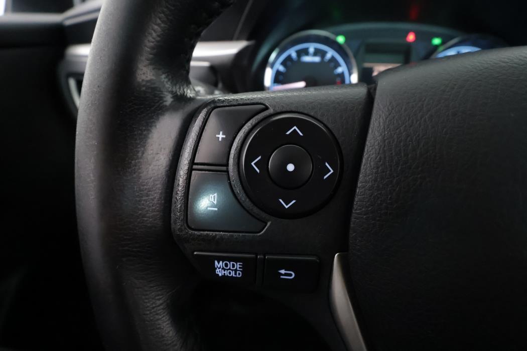 TOYOTA Corolla 2014