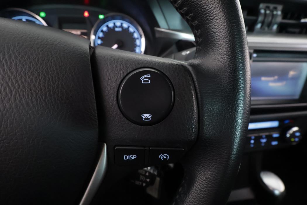TOYOTA Corolla 2014